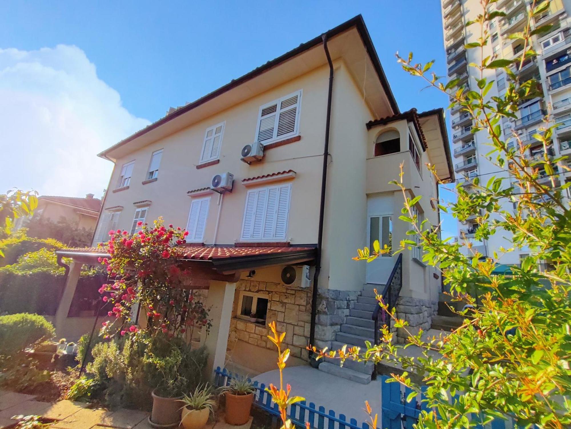 House Apartment Torretta 里耶卡 外观 照片